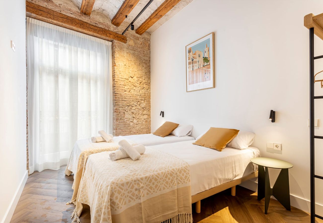 Apartment in Valencia / València - Bright & Cozy Apartment in the Heart of Valencia – With Sunny Terrace! 3