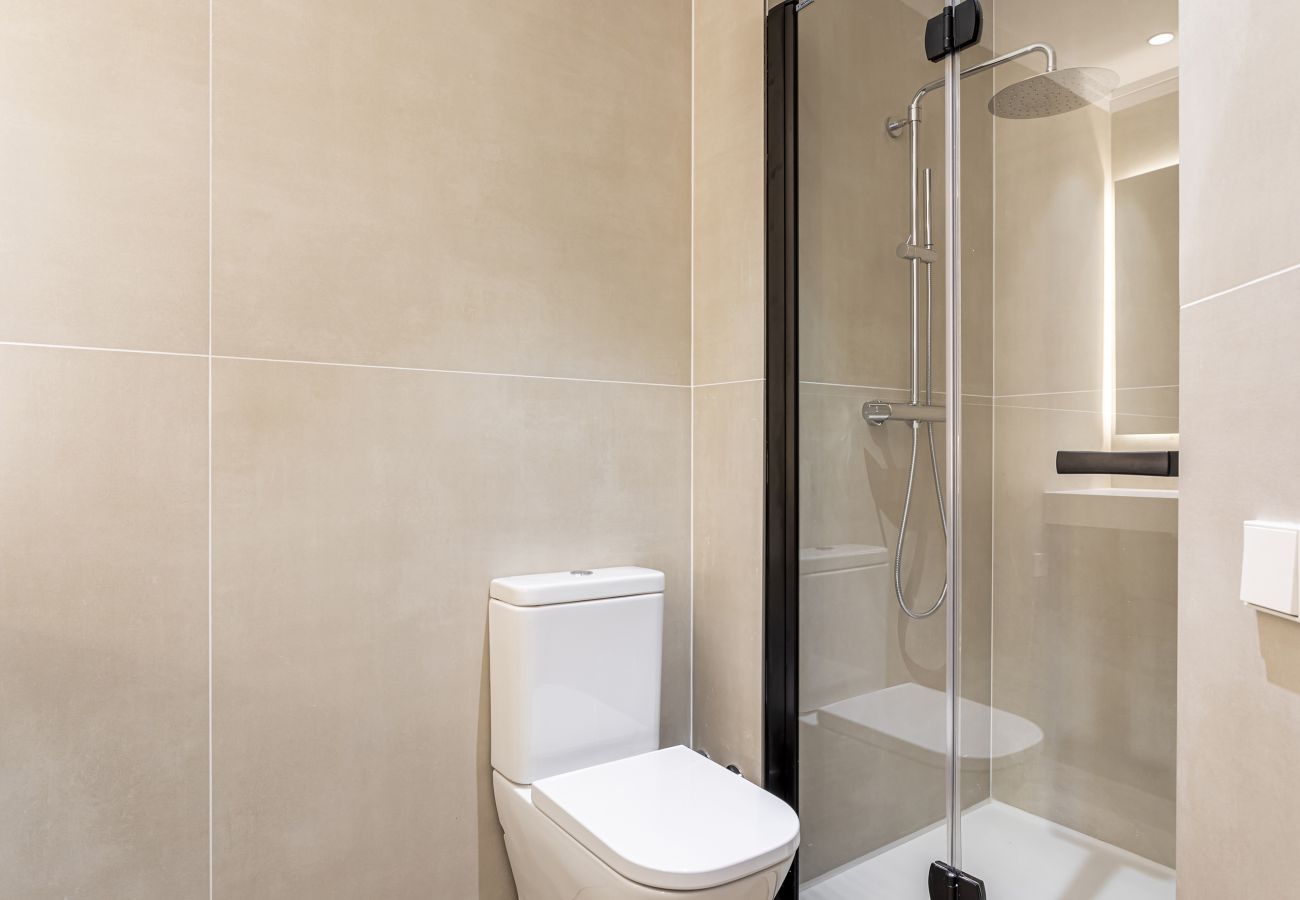 Apartment in Valencia / València - Stunning Duplex in the City Center. 7